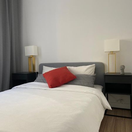 Apartament Moonapart Torunアパートメント エクステリア 写真